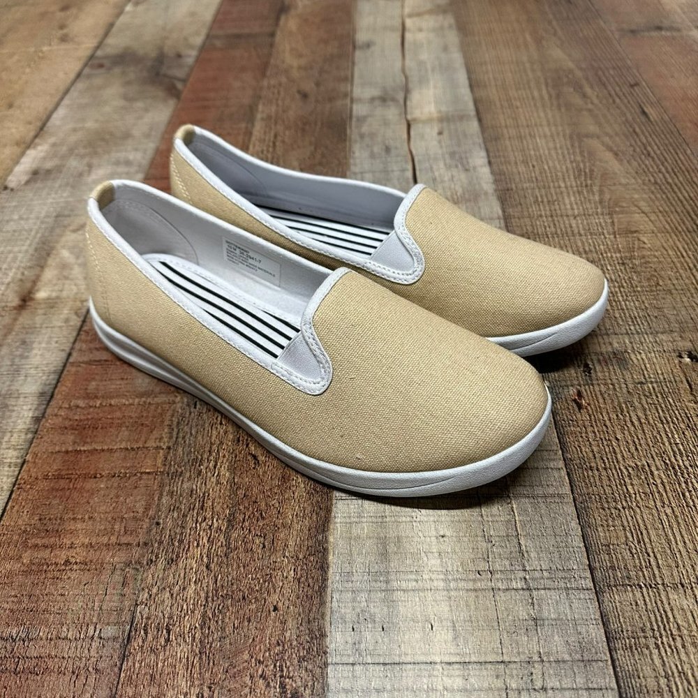Comfortview tan slip ons women's 10